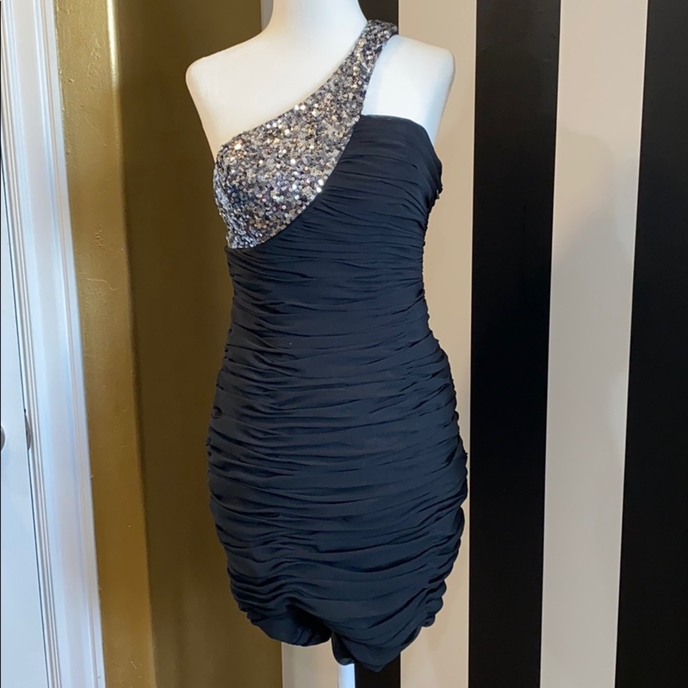 Super elegant one strap dress